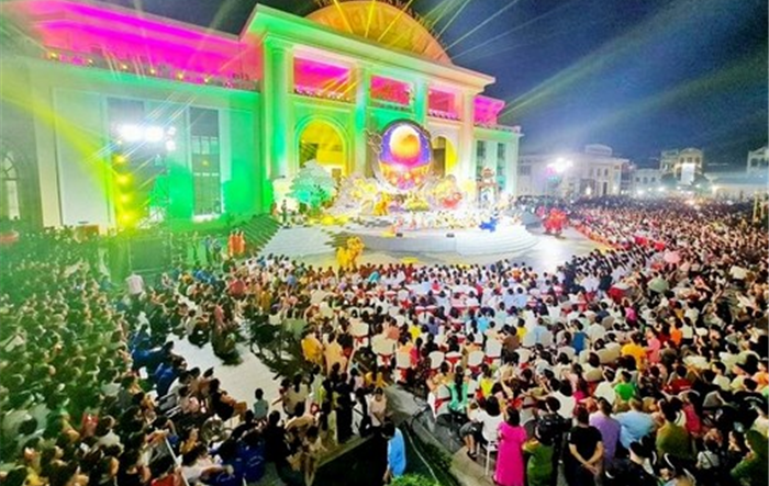Tưng bừng đêm hội “Trung thu Thành cổ Sơn Tây - Xứ Đoài năm 2023”