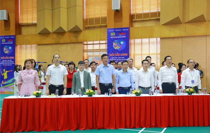 1.200 vận động viên tham gia Giải Cầu lông Học sinh - Sinh viên thành phố Hà Nội mở rộng tranh Cúp báo Tuổi trẻ Thủ đô lần thứ X