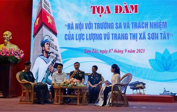 Tọa đàm “Hà Nội với Trường Sa, trách nhiệm của lực lượng vũ trang thị xã Sơn Tây”