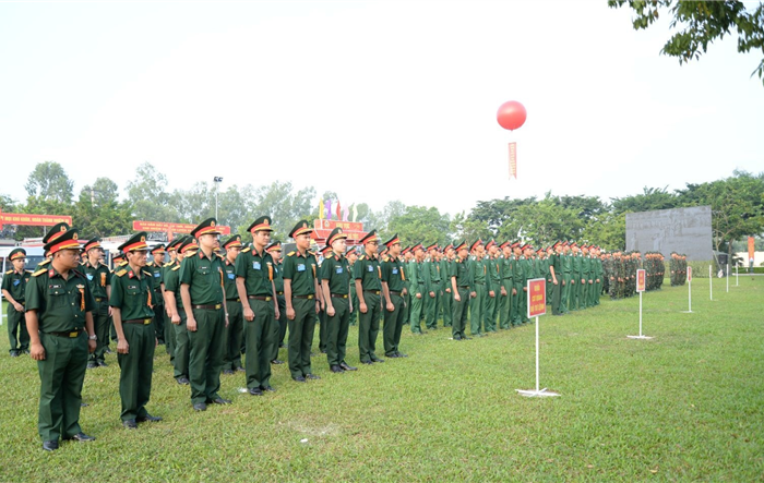 Hội thi xe tốt, lái xe giỏi tại Bộ Tư lệnh Thủ đô Hà Nội