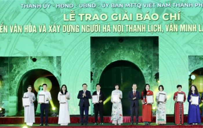 Tổ chức Lễ trao Giải báo chí về phát triển văn hóa và xây dựng người Hà Nội thanh lịch, văn minh lần thứ VI - năm 2023 vào ngày 30-9