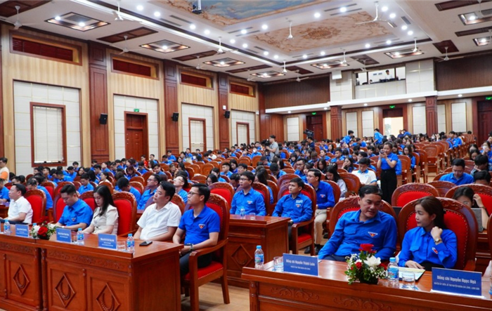 Hội nghị tổng kết Chiến dịch Sinh viên tình nguyện “Mùa hè xanh” năm 2023