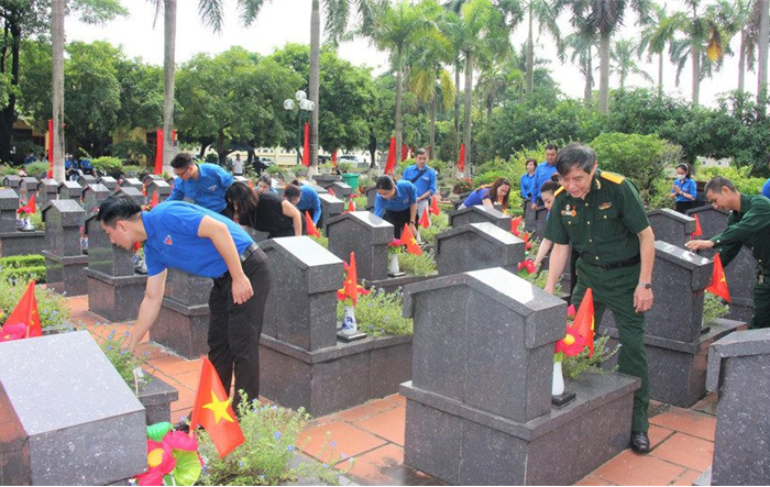 Quy chế quản lý công trình ghi công liệt sĩ, mộ liệt sĩ