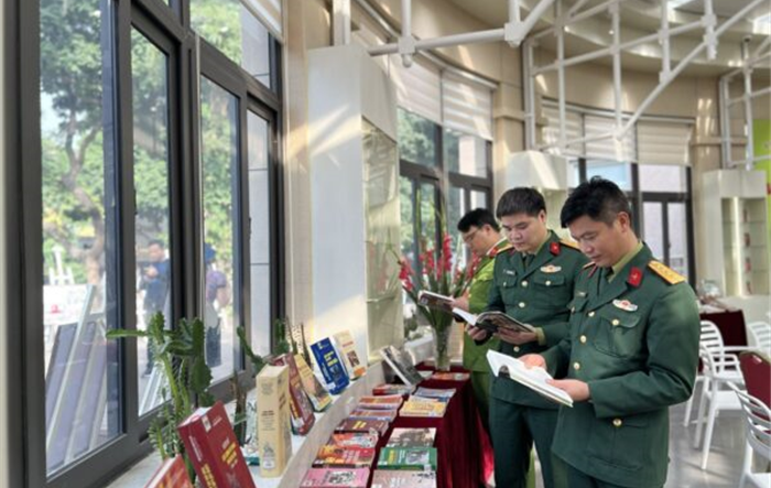 Tuyên truyền kỷ niệm các ngày lễ lớn và sự kiện lịch sử quan trọng năm 2024 trong lĩnh vực thư viện