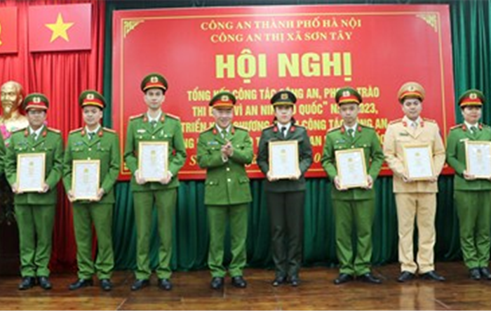 Công an thị xã Sơn Tây phát động phong trào thi đua “Vì an ninh Tổ quốc” năm 2024