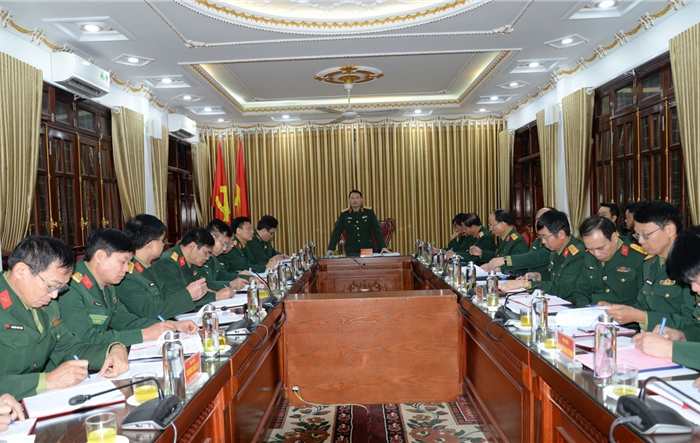 Tư lệnh Bộ Tư lệnh Thủ đô Hà Nội thăm, làm việc tại Trường Quân sự