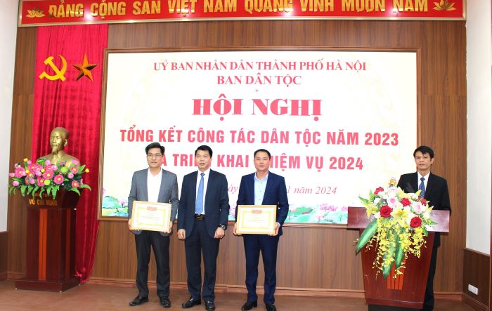 Nâng cao đời sống đồng bào dân tộc thiểu số
