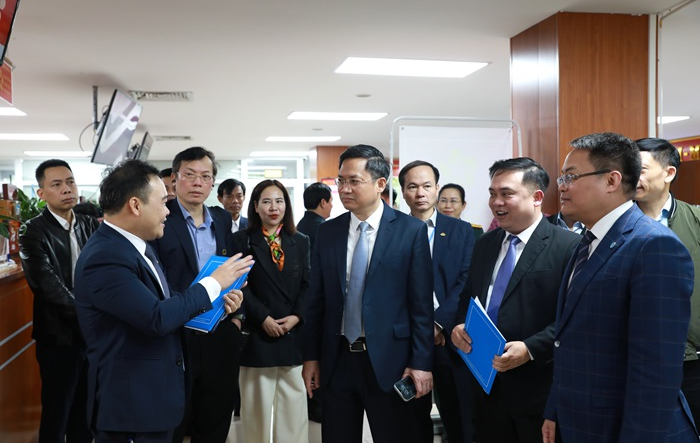Quận Long Biên tích cực triển khai chuyển đổi số