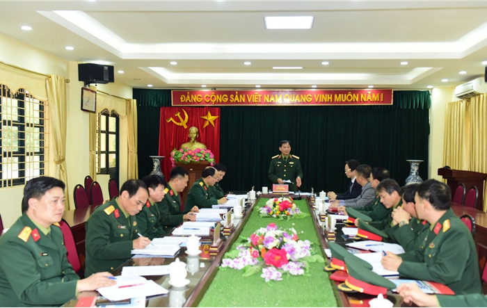 Chính ủy Bộ Tư lệnh Thủ đô Hà Nội thăm, làm việc với Trung tâm Giáo dục Quốc phòng và An ninh, Trường Đại học Sư phạm Hà Nội 2