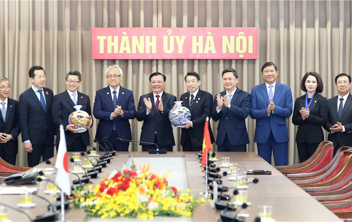 Đề nghị Fukuoka (Nhật Bản) tăng cường hỗ trợ Hà Nội chuyển đổi số, chuyển đổi xanh 