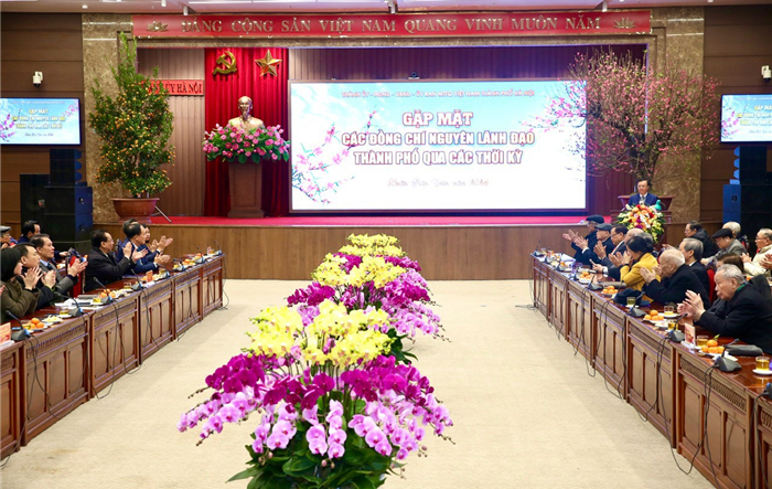 Nguyên lãnh đạo thành phố  đánh giá cao kết quả năm 2023 của Hà Nội