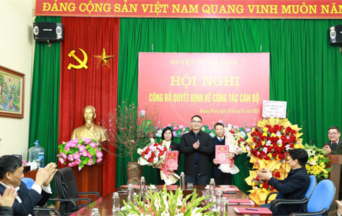 Huyện ủy Mê Linh công bố quyết định về công tác cán bộ tại thị trấn Quang Minh