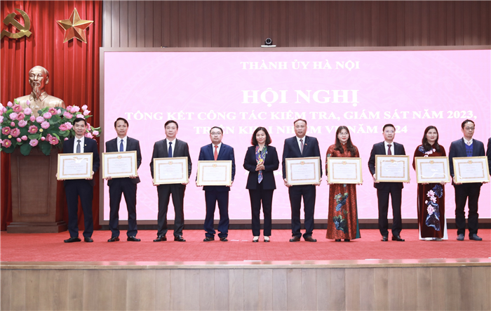 Kiên quyết xử lý nghiêm các tổ chức Đảng và đảng viên có vi phạm