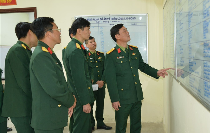 Thị xã Sơn Tây tổ chức sinh hoạt Ngày Chính trị và Văn hóa tinh thần