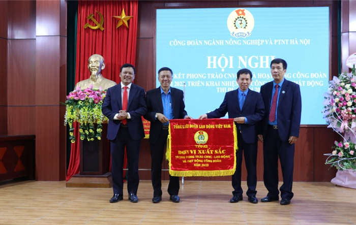 Công đoàn ngành Nông nghiệp và Phát triển nông thôn Hà Nội tổng kết hoạt động công đoàn năm 2023