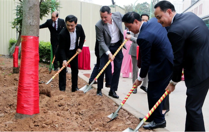 Ngành y tế Hà Nội phát động Tết trồng cây đầu Xuân Giáp Thìn 2024