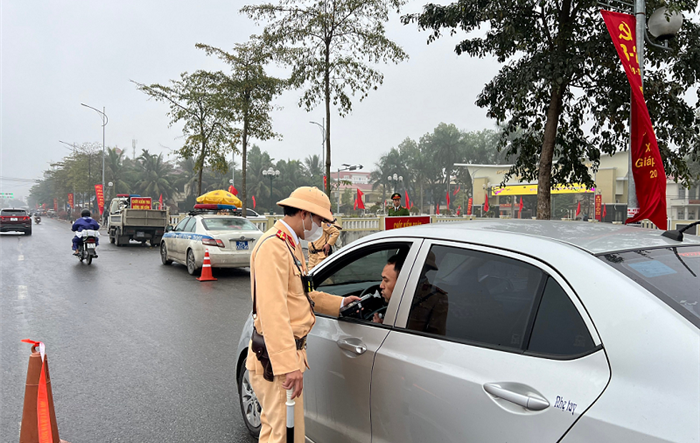 Phòng Cảnh sát giao thông Hà Nội: Xử lý nồng độ cồn sau Tết, “không có vùng cấm - không ngoại lệ - không ngày nghỉ”