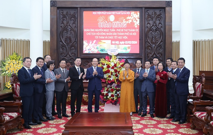 Chủ tịch HĐND thành phố Nguyễn Ngọc Tuấn thăm, chúc Tết Học viện Phật giáo Việt Nam