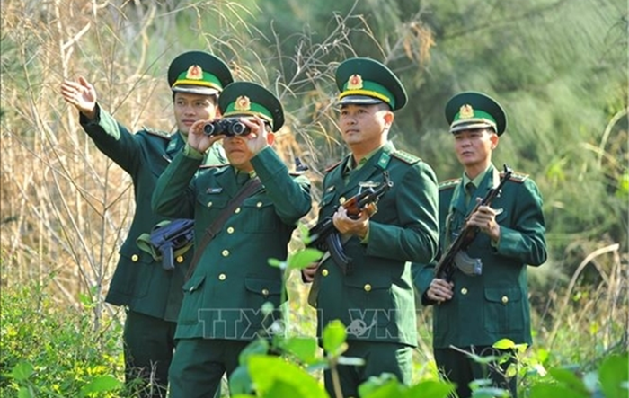 Tự hào tiến bước dưới lá cờ vinh quang của Đảng-Bài 7: Thường xuyên sát sao lãnh đạo thắng lợi nhiệm vụ bảo vệ Tổ quốc