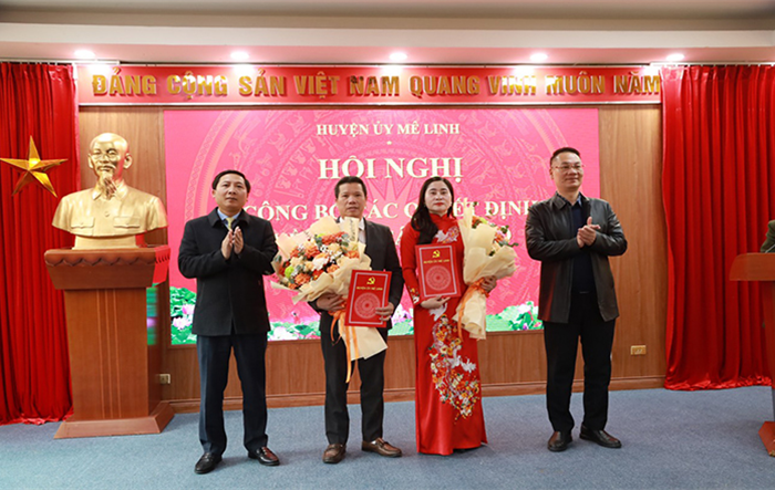 Huyện ủy Mê Linh công bố các quyết định về công tác cán bộ