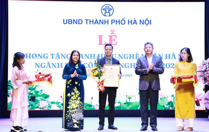 Phong tặng danh hiệu “Nghệ nhân Hà Nội” ngành Thủ công mỹ nghệ 2023