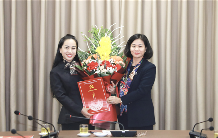 Công bố quyết định của Ban Thường vụ Thành uỷ về công tác cán bộ tại Hội Liên hiệp phụ nữ Thành phố