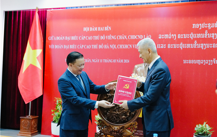 Đưa quan hệ Hà Nội - Viêng Chăn (Lào) trở thành hình mẫu hợp tác địa phương hai nước Việt - Lào
