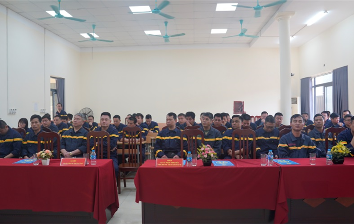 Công an thành phố: Khai mạc lớp huấn luyện, kiểm tra định kỳ nghiệp vụ CC&CNCH cho lực lượng Cảnh sát PCCC&CNCH
