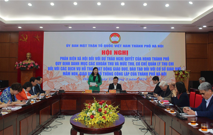 Hà Nội: Phản biện quy định thu dịch vụ tại giáo dục mầm non, phổ thông công lập