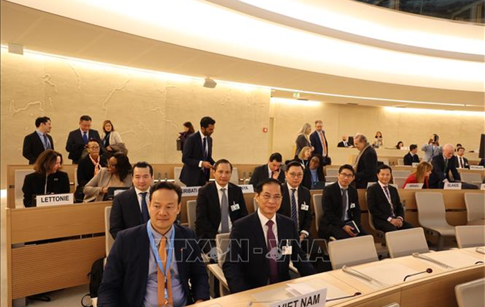 Bóc trần luận điệu xuyên tạc về nhân quyền ở Việt Nam - Bài 1: Nhận diện những trò lố