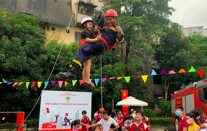 Hà Nội: Tuyên truyền, hướng dẫn người dân thực hành kỹ năng phòng cháy, chữa cháy