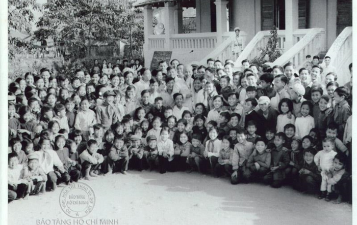 Xây dựng xã hội học tập theo tư tưởng Hồ Chí Minh