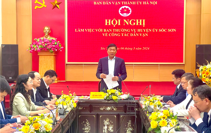 Ban Dân vận Thành ủy làm việc với Ban Thường vụ Huyện ủy Sóc Sơn về công tác dân vận