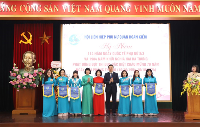 Phụ nữ Hoàn Kiếm phát động thi đua đặc biệt chào mừng 70 năm Ngày Giải phóng Thủ đô