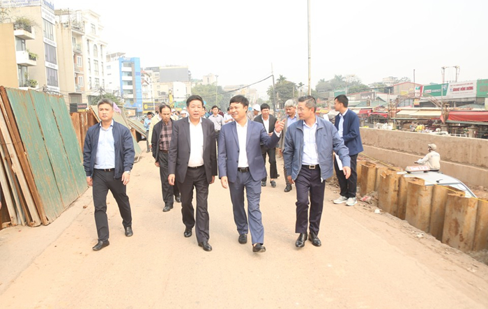 Kiểm tra tiến độ một số dự án giao thông trọng điểm tại Hà Nội