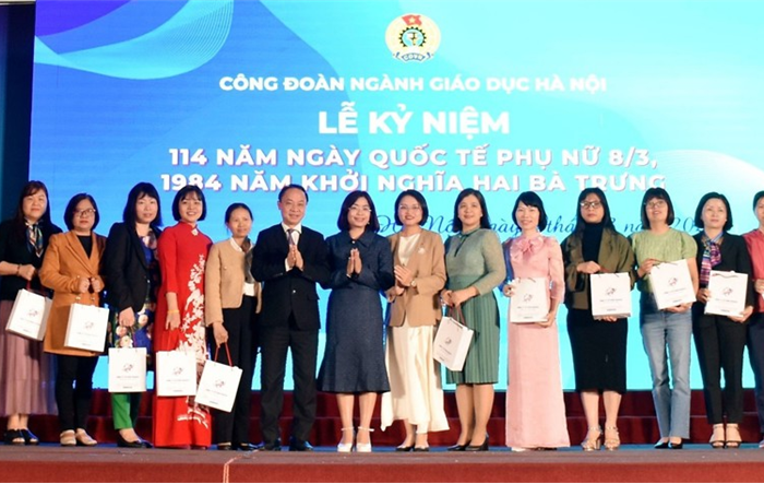 Công đoàn giáo dục Hà Nội tổ chức kỷ niệm Quốc tế Phụ nữ 8-3