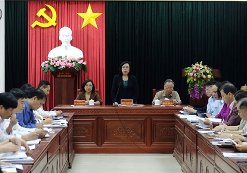 Kiểm tra việc thực hiện chương trình số 02 về nông nghiệp nông thôn tại huyện Phúc Thọ chiều nay, Ủy viên Trung ương Đảng, Phó Bí thư Thường trực Thành ủy, Trưởng ban chỉ đạo Chương trình 02 của Thành ủy Ngô Thị Thanh Hằng ghi nhận và đánh giá cao kết quả đạt được của huyện Phúc Thọ. Đồng thời nhấn mạnh, để về đích huyện nông thôn mới vào năm 2020, Huyện cần rà soát tất cả các tiêu chí, tiêu chí nào chưa đạt cần phải có giải pháp căn cơ để tổ chức thực hiện. 