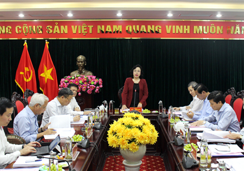 Chiều 7-11, đồng chí Ngô Thị Thanh Hằng, Ủy viên Trung ương Đảng, Phó Bí thư Thường trực Thành ủy chủ trì làm việc với Ban Thường vụ Quận ủy Ba Đình về kết quả công tác lãnh đạo, chỉ đạo thực hiện nhiệm vụ 9 tháng đầu năm, trọng tâm là công tác chuẩn bị tổ chức Đại hội Đảng bộ các cấp.