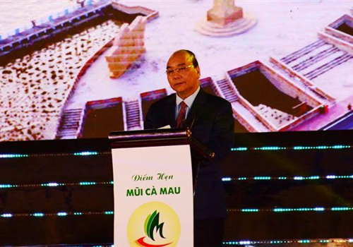 Tối 10-12, tại Công viên Văn hóa Mũi Cà Mau (xã Đất Mũi, huyện Ngọc Hiển, Cà Mau), khai mạc “Tuần Văn hóa - Du lịch Mũi Cà Mau năm 2019”. Thủ tướng Nguyễn Xuân Phúc và các đồng chí nguyên lãnh đạo Đảng, Nhà nước cùng đoàn công tác của Chính phủ dự.