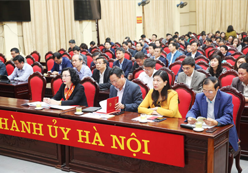 Sáng 17-12, Ban Tuyên giáo Trung ương tổ chức Hội nghị nghiên cứu, học tập chuyên đề học tập và làm theo tư tưởng, đạo đức, phong cách Hồ Chí Minh năm 2020: “Tăng cường khối đại đoàn kết toàn dân tộc, xây dựng Đảng và hệ thống chính trị trong sạch, vững mạnh theo tư tưởng, đạo đức, phong cách Hồ Chí Minh”.
