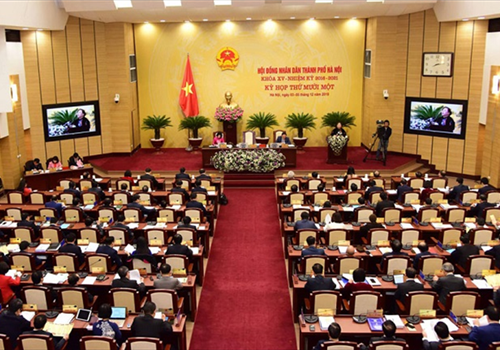 Sáng 3-12, HĐND thành phố Hà Nội khóa XV đã khai mạc Kỳ họp thứ 11. Diễn ra trong 3 ngày từ 3 đến 5-12, Kỳ họp lần này tập trung đánh giá tình hình thực hiện nhiệm vụ kinh tế - xã hội năm 2019, thông qua phương hướng mục tiêu nhiệm vụ năm 2020 và xem xét quyết định nhiều nội dung quan trọng, góp phần thực hiện thắng lợi mục tiêu Nghị quyết Đại hội 16 Đảng bộ Thành phố.