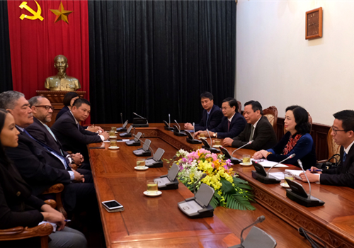 Chiều 3-12, tại Hà Nội, Ủy viên Trung ương Đảng, Phó Bí thư Thường trực Thành ủy Hà Nội Ngô Thị Thanh Hằng đã có buổi tiếp Đoàn đại biểu cấp cao Đảng Phong trào Cánh tả Thống nhất (MIU) Cộng hòa Dominicana. 