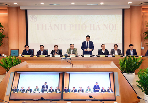 Sáng 30-12, Chính phủ tổ chức Hội nghị trực tuyến với các địa phương triển khai nhiệm vụ kinh tế - xã hội và dự toán ngân sách Nhà nước năm 2020 - năm có ý nghĩa quan trọng đối với cả hệ thống chính trị. Tổng Bí thư, Chủ tịch nước Nguyễn Phú Trọng tham dự chỉ đạo Hội nghị. Thủ tướng Chính phủ Nguyễn Xuân Phúc chủ trì Hội nghị tại điểm cầu Chính phủ. Chủ tịch Quốc hội Nguyễn Thị Kim Ngân và các đồng chí lãnh đạo Đảng, Nhà nước, Chính phủ, MTTQ tham dự Hội nghị. Tham dự Hội nghị tại điểm cầu Hà Nội có các đồng chí Hoàng Trung Hải, Ủy viên Bộ Chính trị, Bí thư Thành ủy; Nguyễn Đức Chung, Ủy viên Trung ương Đảng, Phó Bí thư Thành ủy, Chủ tịch UBND Thành phố; Nguyễn Thị Bích Ngọc, Phó Bí thư Thành ủy, Chủ tịch HĐND Thành phố. 