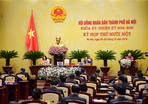 Hôm nay 5-12, HĐND Thành phố Hà Nội đã dành trọn một ngày để chất vấn và trả lời chất vấn về các nhóm vấn đề được cử tri và người dân quan tâm.