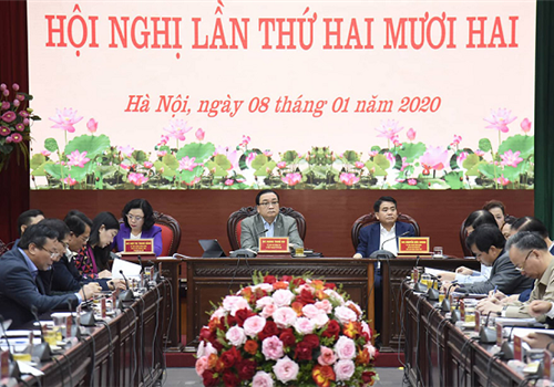 Sáng 8-1-2020, tại trụ sở Thành ủy Hà Nội (số 219, đường Trần Phú, quận Hà Đông), Ban Chấp hành Đảng bộ thành phố Hà Nội khóa XVI tiến hành Hội nghị lần thứ hai mươi hai, thảo luận, cho ý kiến về một số nội dung quan trọng. Chủ trì Hội nghị có các đồng chí: Hoàng Trung Hải, Ủy viên Bộ Chính trị, Bí thư Thành ủy, Trưởng đoàn đại biểu Quốc hội Thành phố; Ngô Thị Thanh Hằng, Ủy viên Trung ương Đảng, Phó Bí thư Thường trực Thành ủy; Nguyễn Đức Chung, Ủy viên Trung ương Đảng, Phó Bí thư Thành ủy, Chủ tịch UBND Thành phố; Nguyễn Thị Bích Ngọc, Phó Bí thư Thành ủy, Chủ tịch HĐND Thành phố.