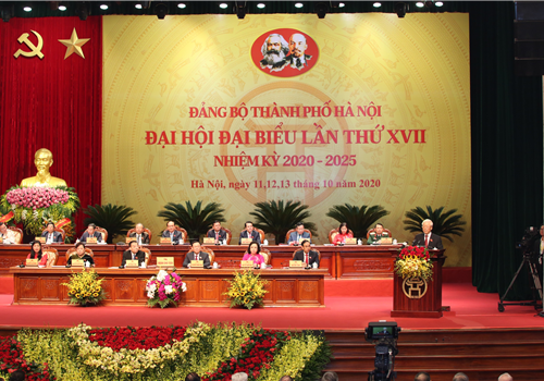 8h sáng nay (12-10), Đại hội đại biểu lần thứ XVII (nhiệm kỳ 2020-2025) Đảng bộ thành phố Hà Nội đã khai mạc trọng thể tại Cung Văn hóa lao động hữu nghị Việt - Xô. Tổng Bí thư, Chủ tịch nước Nguyễn Phú Trọng tới dự và chỉ đạo Đại hội.  