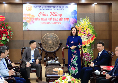 Sáng 16-11, nhân kỷ niệm 38 năm Ngày Nhà giáo Việt Nam (20/11/1982-20/11/2020), Phó Bí thư Thường trực Thành ủy Hà Nội Nguyễn Thị Tuyến đến thăm, chúc mừng Học viện Chính trị khu vực I (Học viện Chính trị quốc gia Hồ Chí Minh).