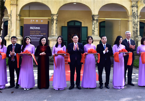 Nhân kỷ niệm 10 năm Hoàng thành Thăng Long được Tổ chức Giáo dục, Khoa học và Văn hóa của Liên hợp quốc (UNESCO) ghi danh là Di sản văn hóa thế giới; thiết thực kỷ niệm 15 năm Ngày Di sản văn hóa Việt Nam (23/11/2005-23/11/2020), sáng 23-11, tại Khu Trung tâm Hoàng thành Thăng Long, Ủy viên Bộ Chính trị, Bí thư Thành ủy, Trưởng đoàn đại biểu Quốc hội thành phố Hà Nội Vương Đình Huệ đã dự khai mạc trưng bày "Khu đô thị cổ Provins - Pháp và Khu Trung tâm Hoàng thành Thăng Long - Hà Nội: Di sản văn hóa trong lòng đô thị".