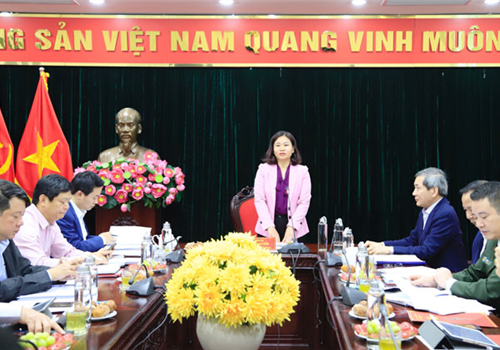 Sáng 04-11, tại trụ sở Quận ủy Ba Đình, đồng chí Nguyễn Thị Tuyến, Phó Bí thư Thường trực Thành ủy Hà Nội chủ trì buổi làm việc với Ban Thường vụ Quận ủy về tình hình kết quả thực hiện nhiệm vụ chính trị 10 tháng và nhiệm vụ trọng tâm 2 tháng cuối năm 2020.