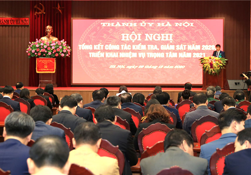 Sáng 29-12, Thành ủy Hà Nội tổ chức Hội nghị tổng kết công tác kiểm tra, giám sát năm 2020 và triển khai nhiệm vụ trọng tâm năm 2021. Dự Hội nghị có các đồng chí: Ủy viên Trung ương Đảng, Phó Bí thư Thường trực Thành ủy khóa XVI, theo dõi hướng dẫn Đảng bộ thành phố Hà Nội Ngô Thị Thanh Hằng; Phó Bí thư Thường trực Thành ủy Hà Nội Nguyễn Thị Tuyến; Phó Bí thư Thành ủy, Chủ tịch HĐND thành phố Hà Nội Nguyễn Ngọc Tuấn; Phó Bí thư Thành ủy Hà Nội Nguyễn Văn Phong.